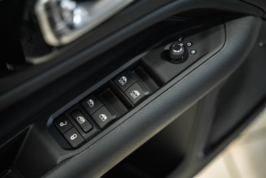 New 2026 Jeep Compass Latitude image 37