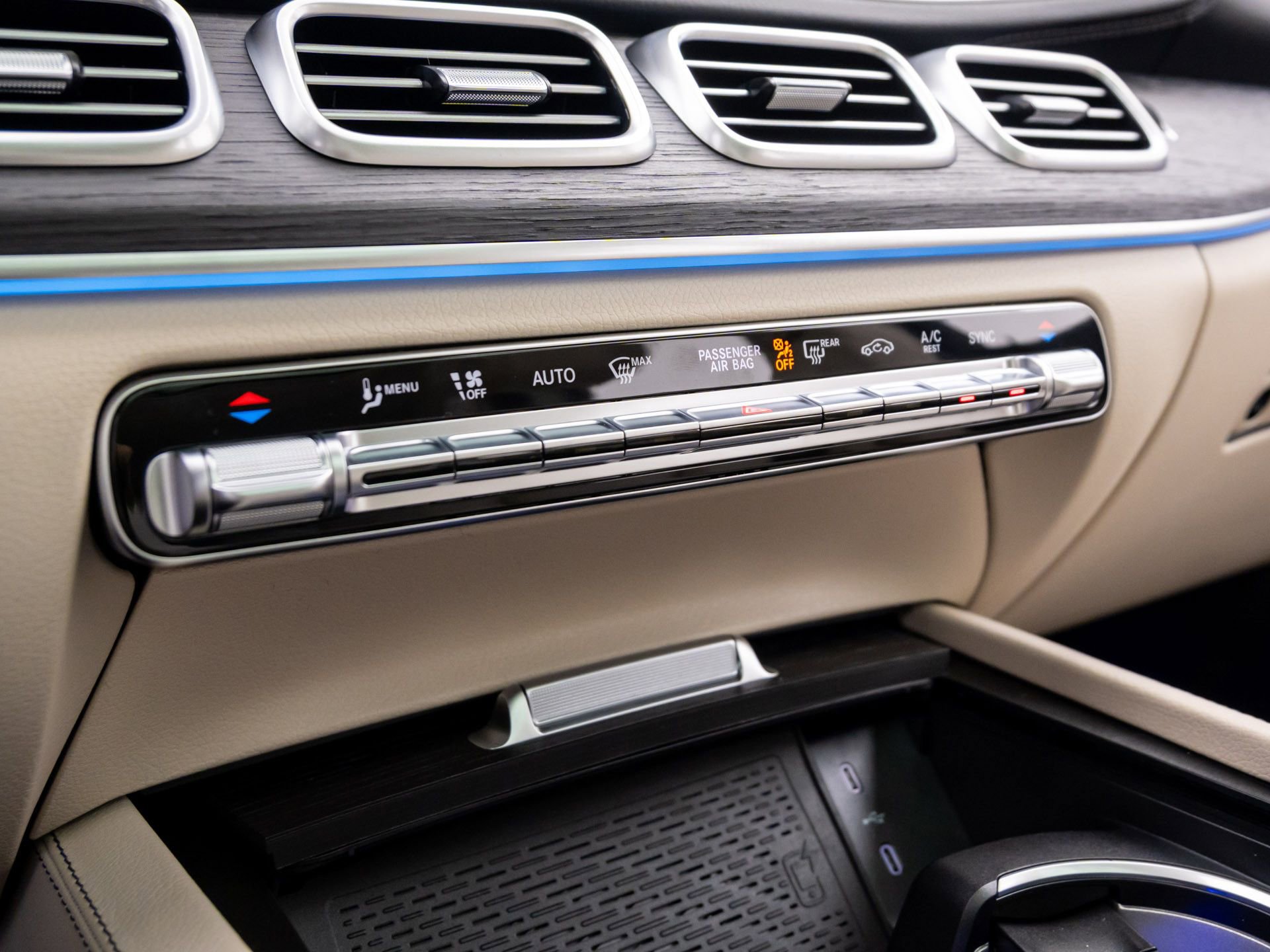New 2026 Mercedes-Benz GLS 450 4MATIC image 27