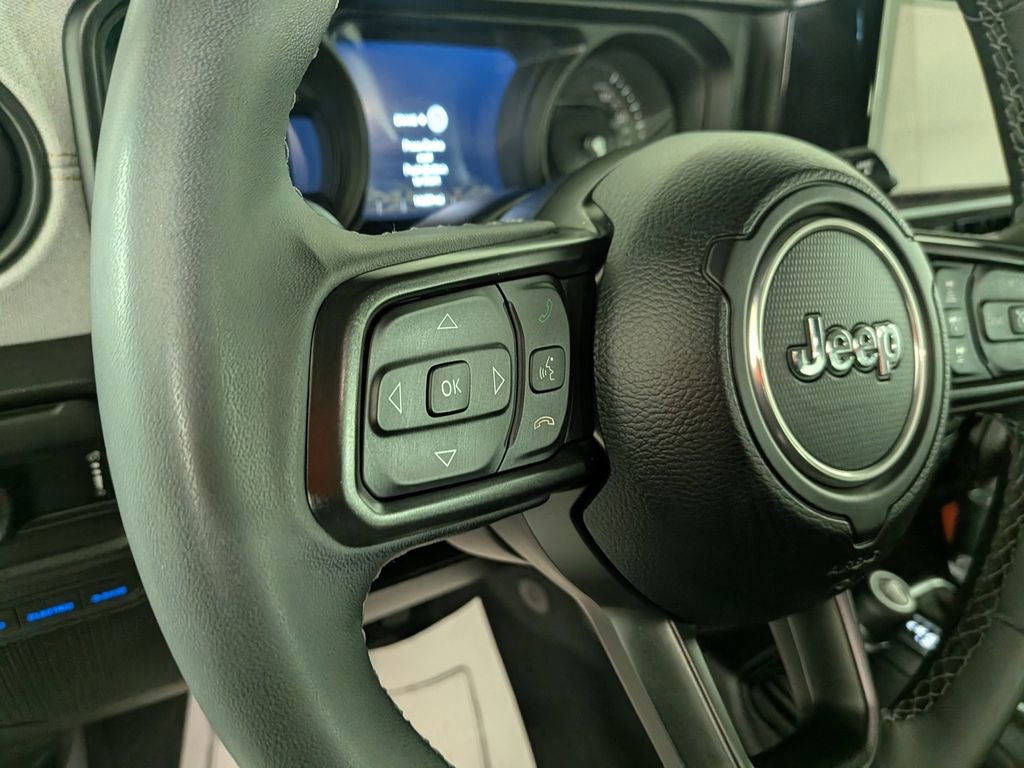 Certified 2025 Jeep Wrangler Willys 4xe image 22