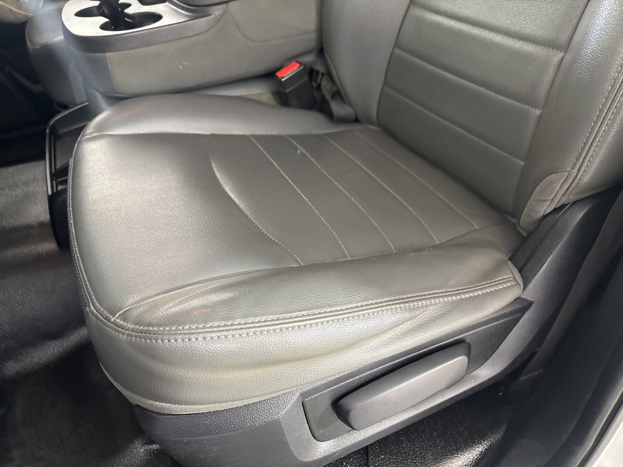 Used 2015 RAM 2500 Tradesman image 12