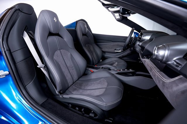 Used 2023 Ferrari F8 Tributo image 55