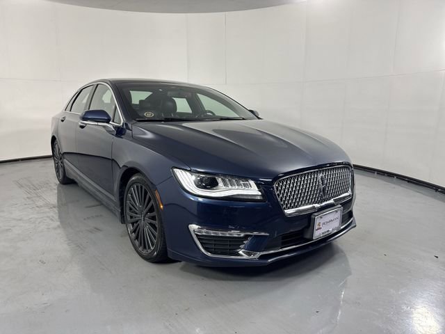 Used 2017 Lincoln MKZ Reserve FWD image 3