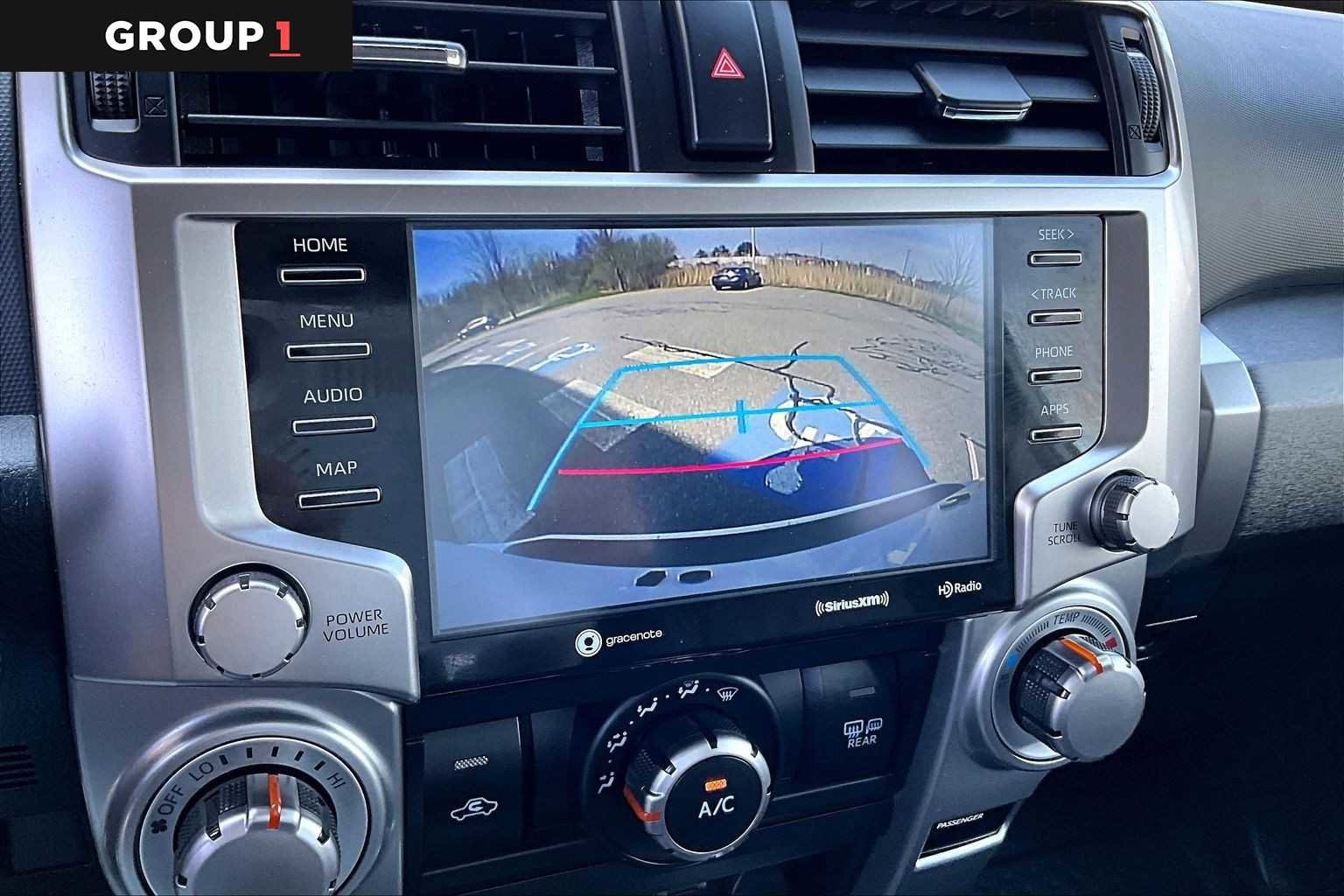 Used 2020 Toyota 4Runner SR5 Premium w/ Moonroof Package AWD/4WD image 29