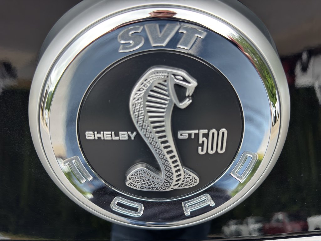 Used 2012 Ford Mustang Shelby GT500 w/ SVT Performance Pkg RWD image 9