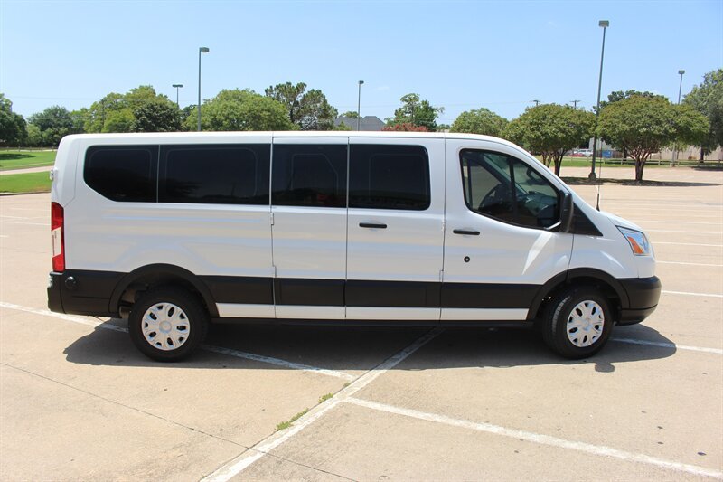 Used 2019 Ford Transit 350 XLT RWD image 5