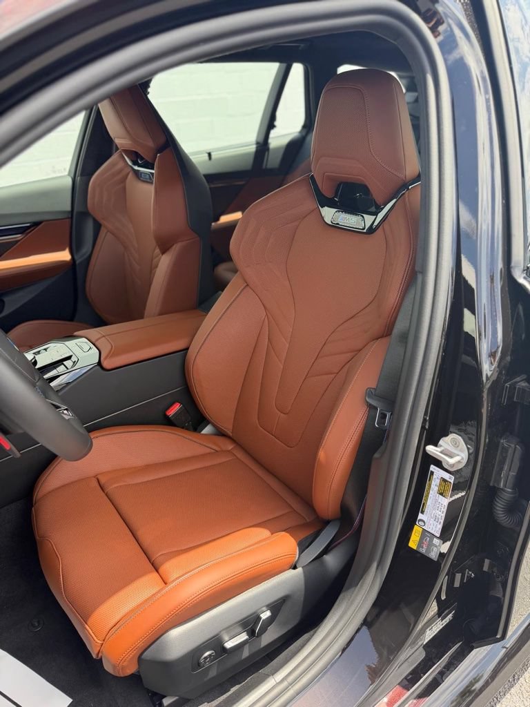 Used 2026 BMW M5 Touring AWD/4WD image 16
