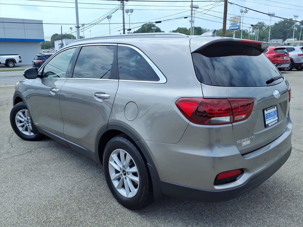 Used 2019 Kia Sorento AWD w/ LX Convenience Package image 6