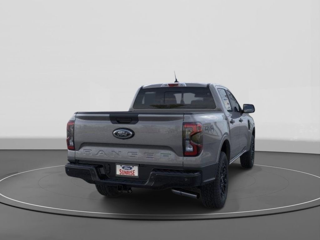 New 2025 Ford Ranger XLT w/ Black Appearance Package RWD image 8