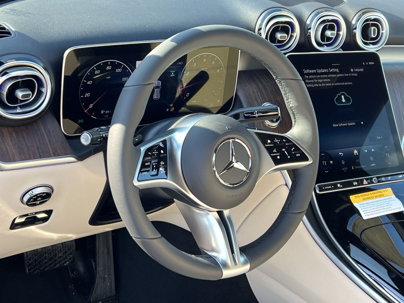 New 2026 Mercedes-Benz GLC 300 4MATIC image 14