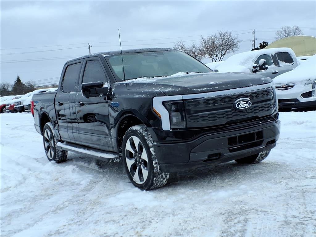 Used 2024 Ford F150 Lightning Platinum image 7