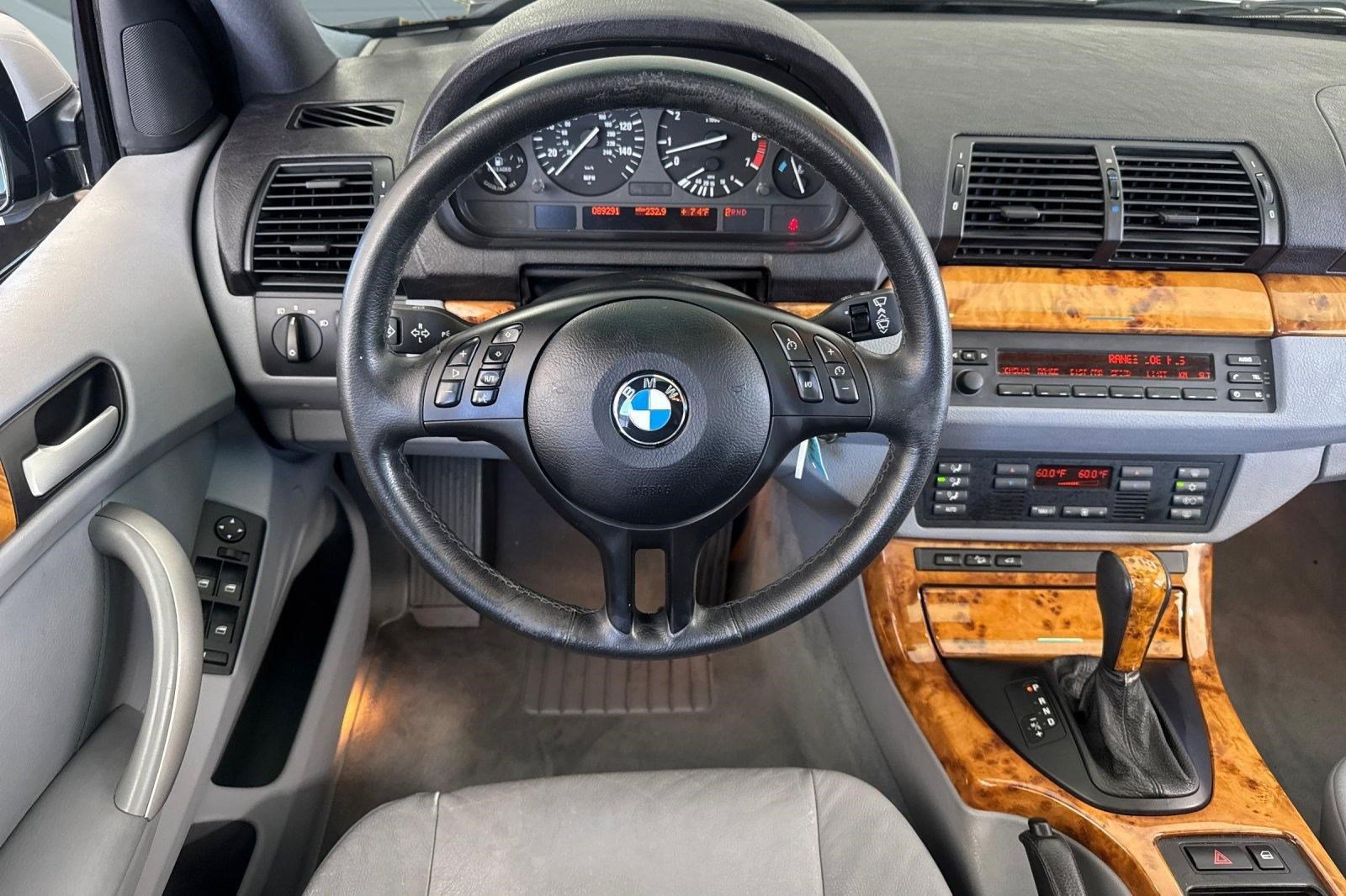 Used 2003 BMW X5 3.0i AWD/4WD image 28