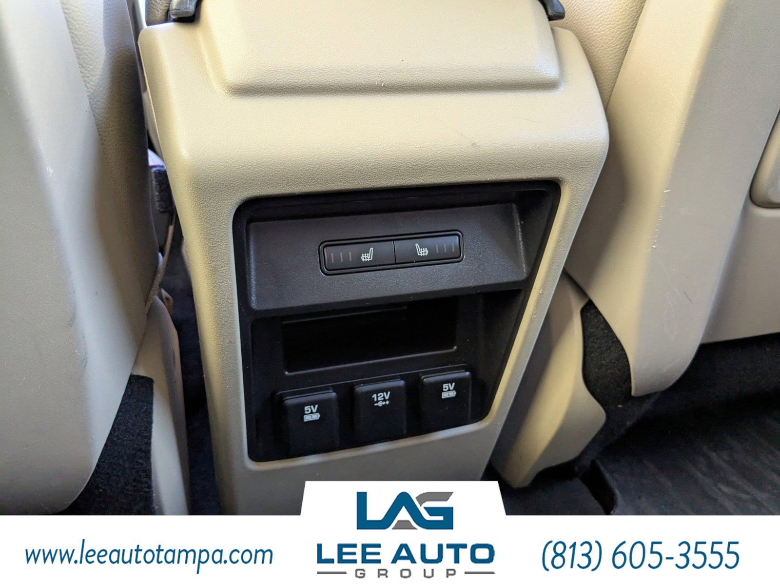 Used 2017 Land Rover Discovery Sport HSE image 15