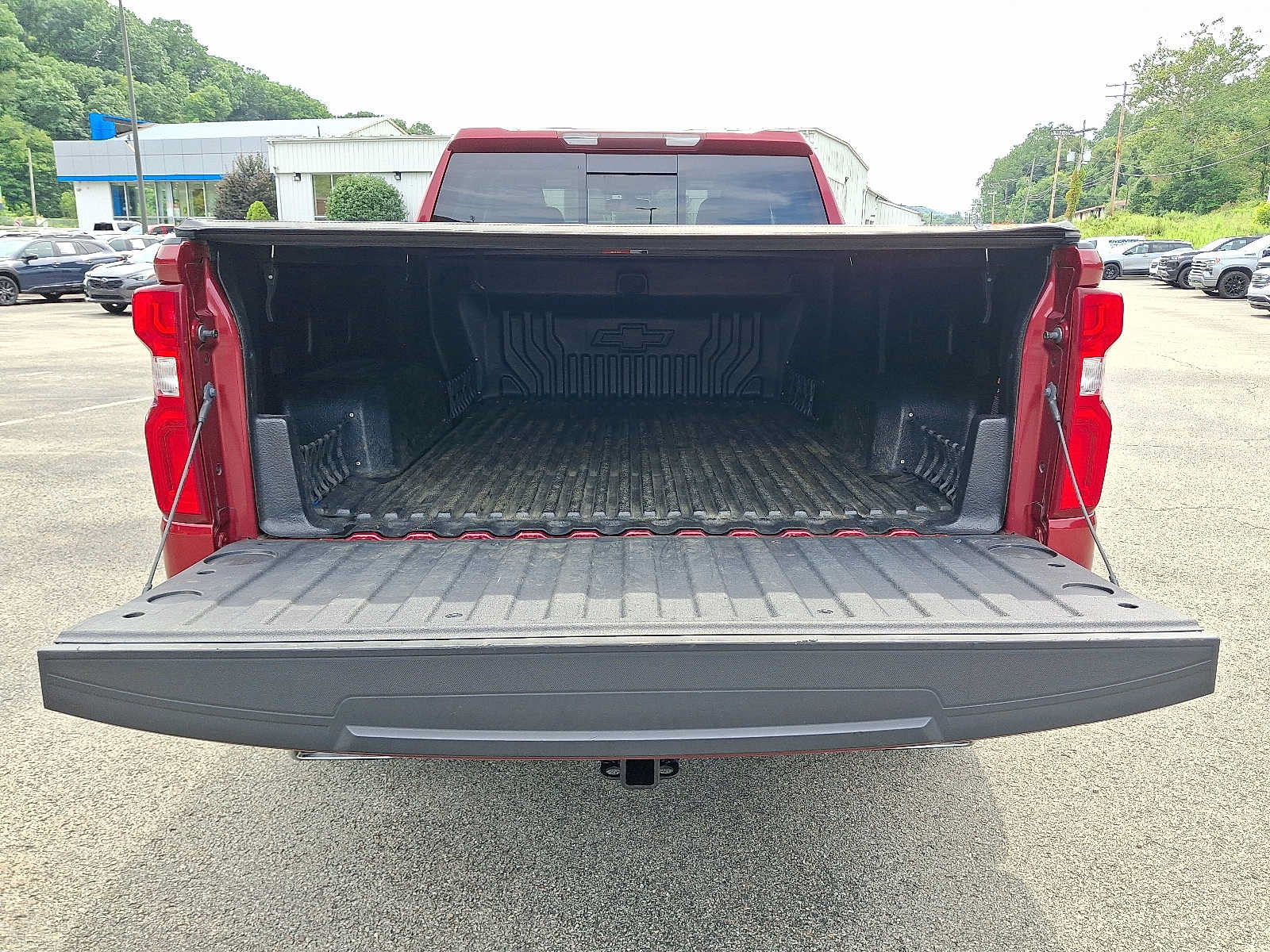 Used 2019 Chevrolet Silverado 1500 LTZ w/ LTZ Plus Package AWD/4WD image 28