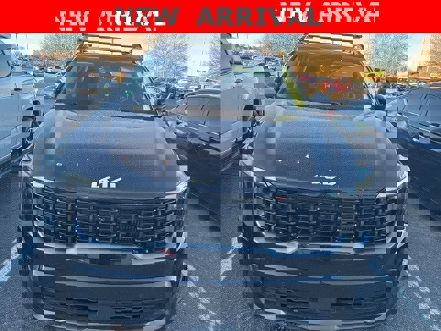 Used 2024 Kia Sorento SX image 2