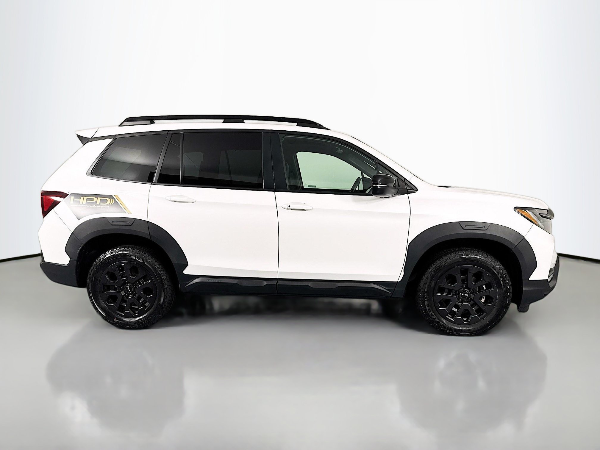 Certified 2023 Honda Passport TrailSport image 4