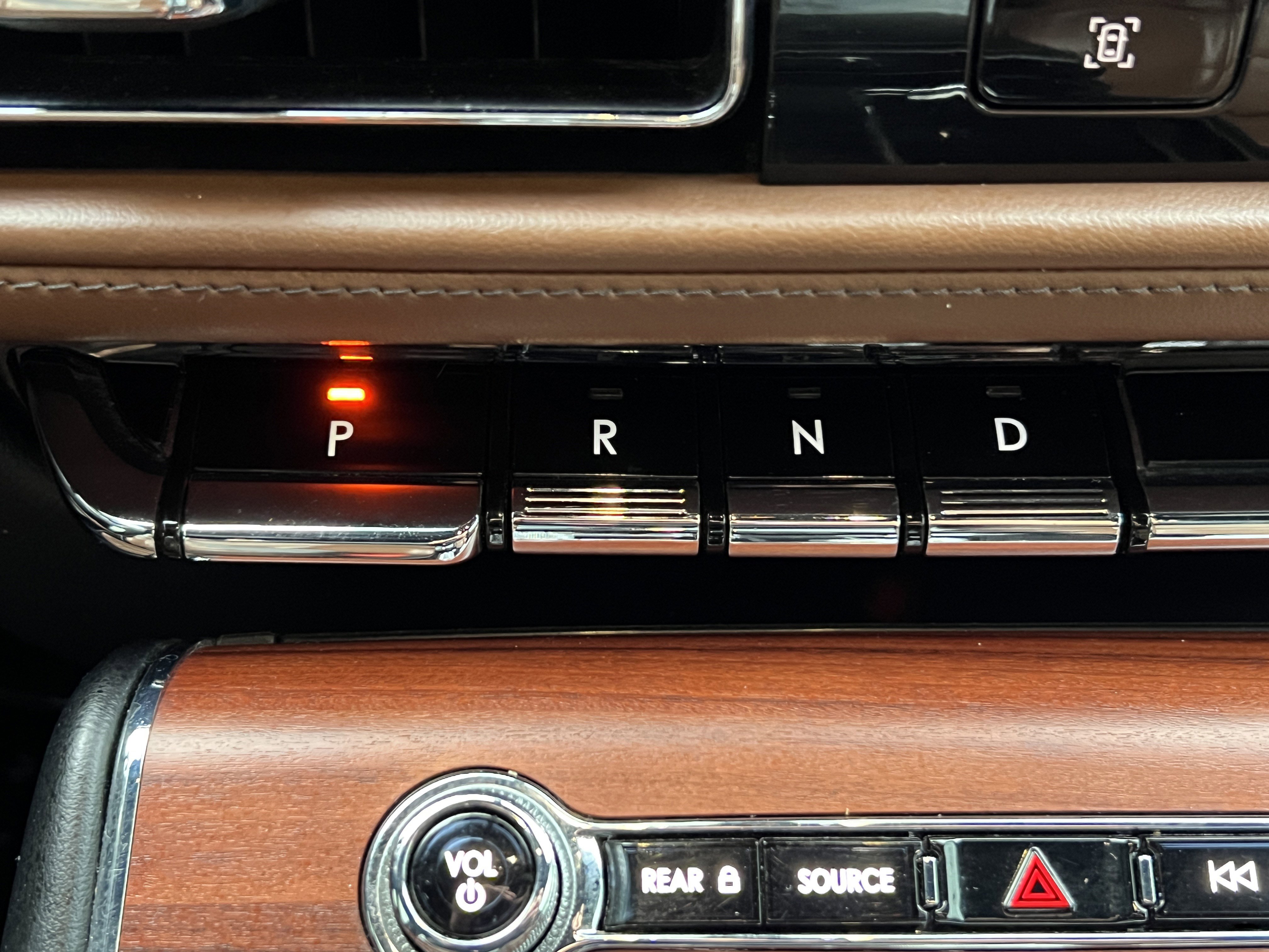 Used 2021 Lincoln Aviator Grand Touring w/ Equipment Group 302A image 34