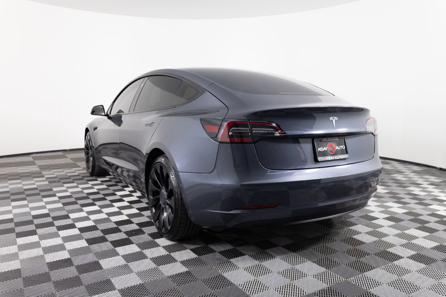 Used 2021 Tesla Model 3 Performance image 5