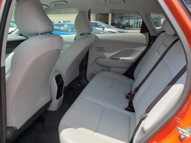 Certified 2024 Hyundai Kona SEL AWD/4WD image 12
