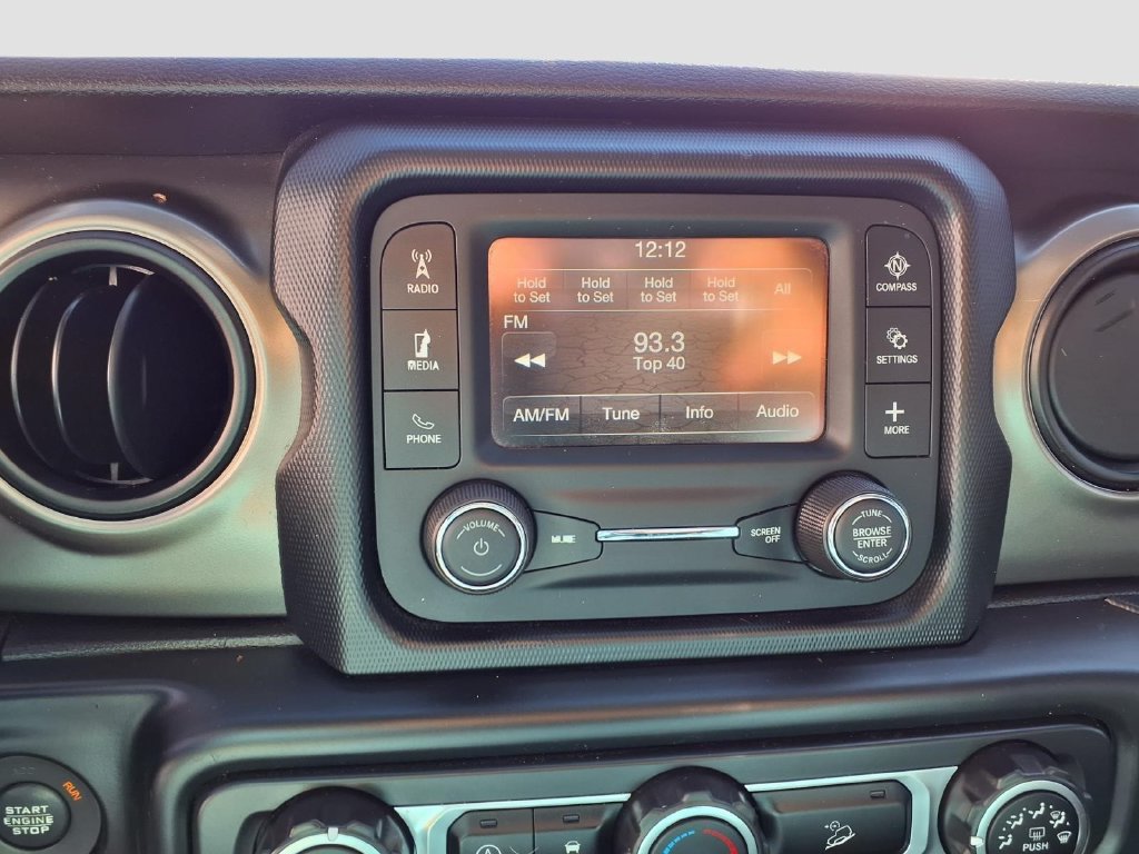 Used 2018 Jeep Wrangler Unlimited Sport AWD/4WD image 10