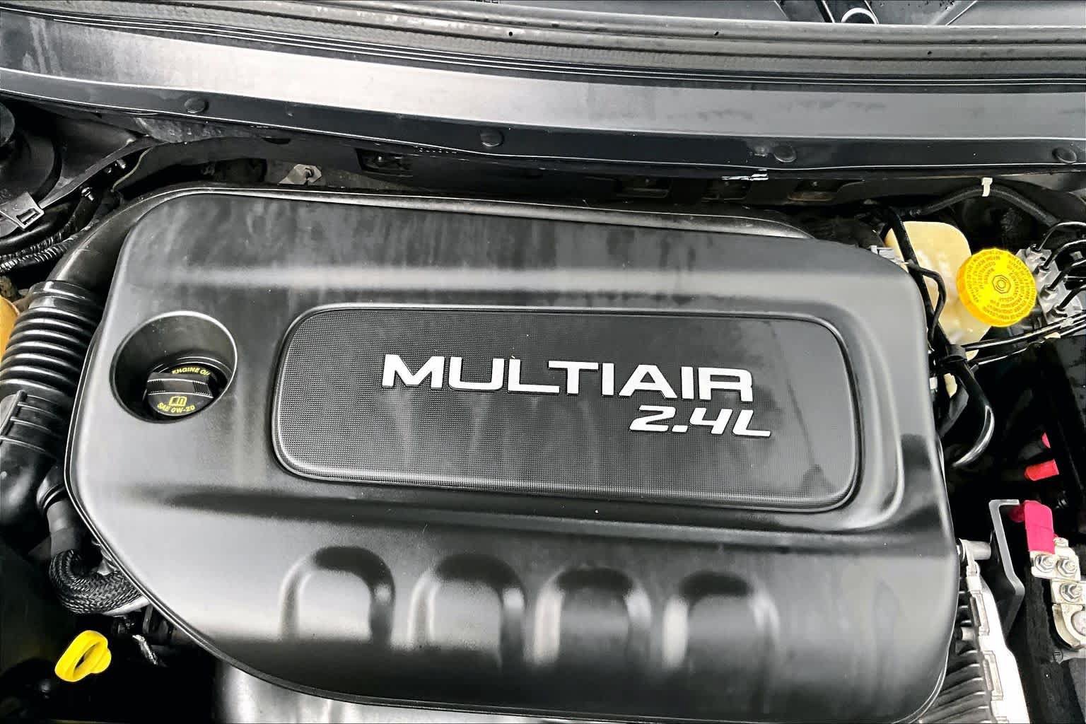Used 2016 Jeep Cherokee Limited FWD image 31