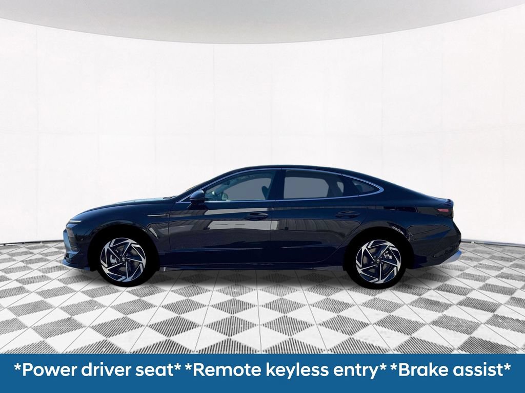New 2026 Hyundai Sonata SEL FWD image 4