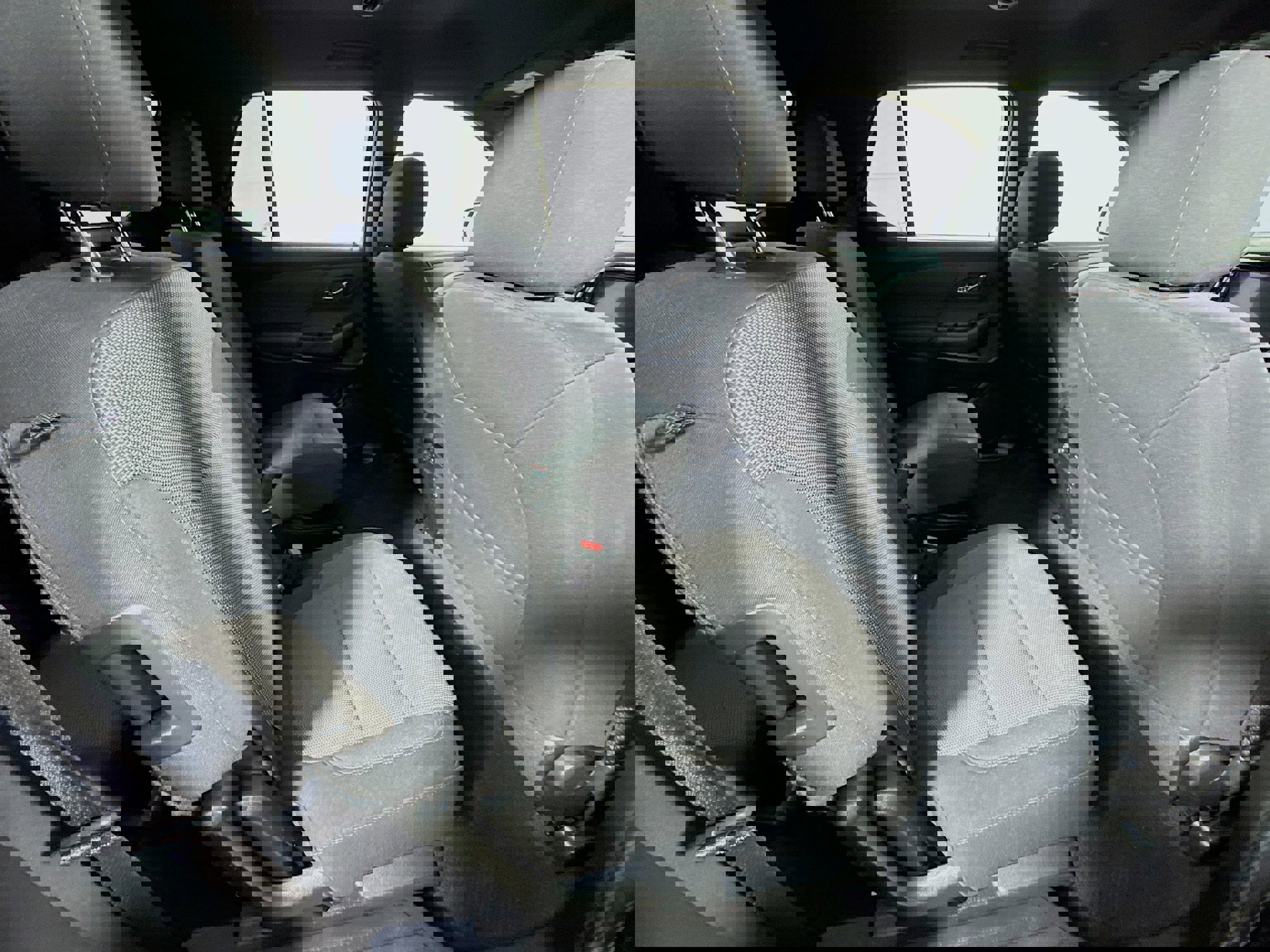 Used 2023 Chevrolet Traverse LT image 22