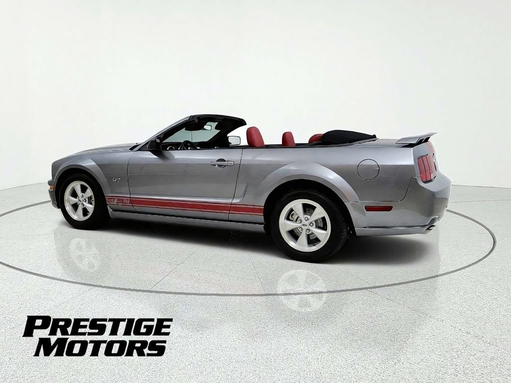 Used 2007 Ford Mustang GT RWD image 5