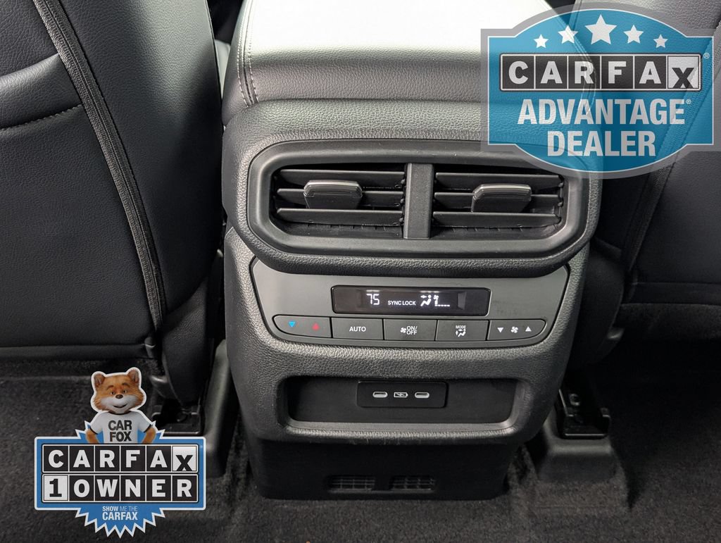 Used 2025 Honda Pilot EX-L image 18