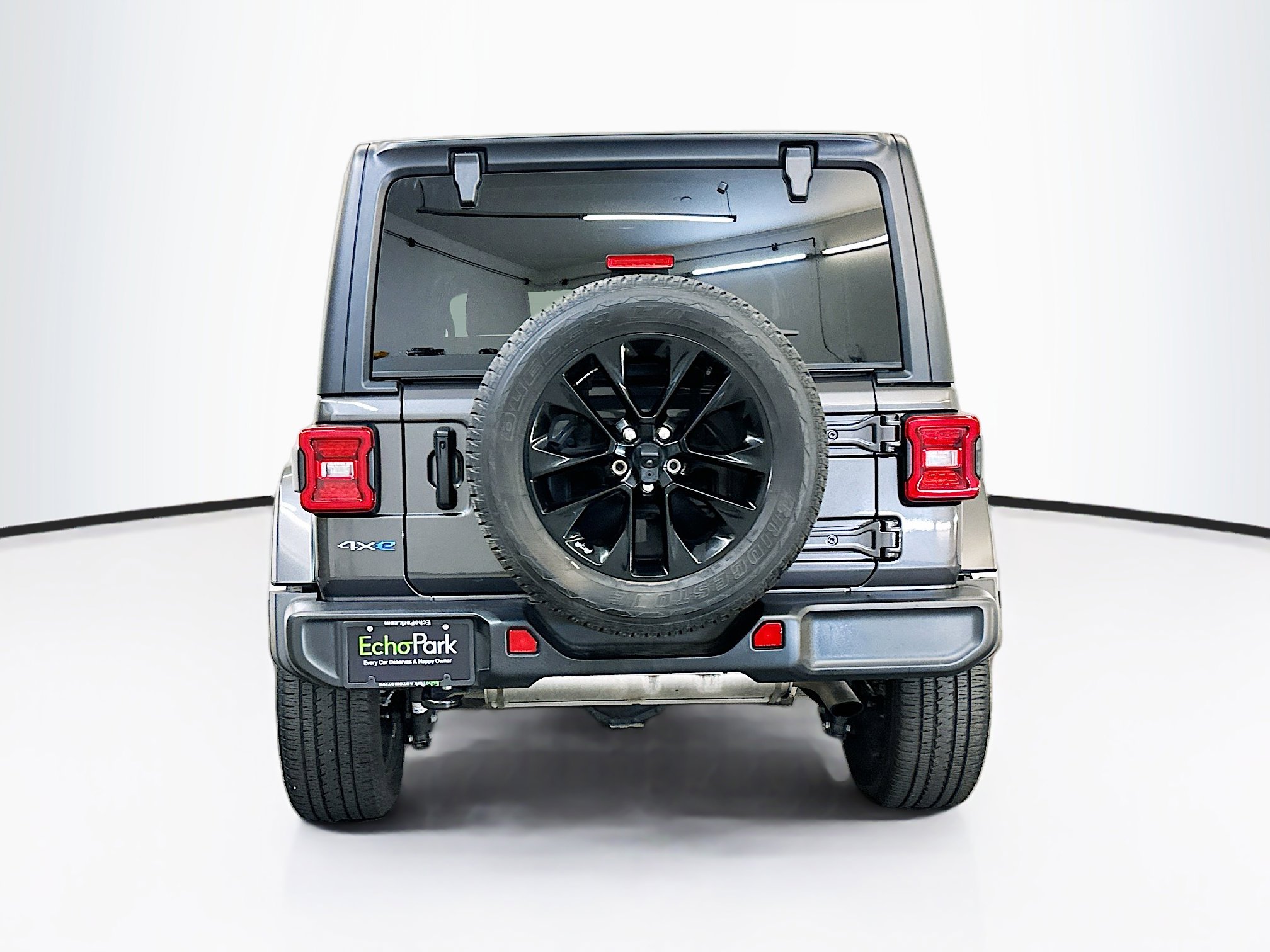 Used 2021 Jeep Wrangler Sahara w/ Cold Weather Group image 7