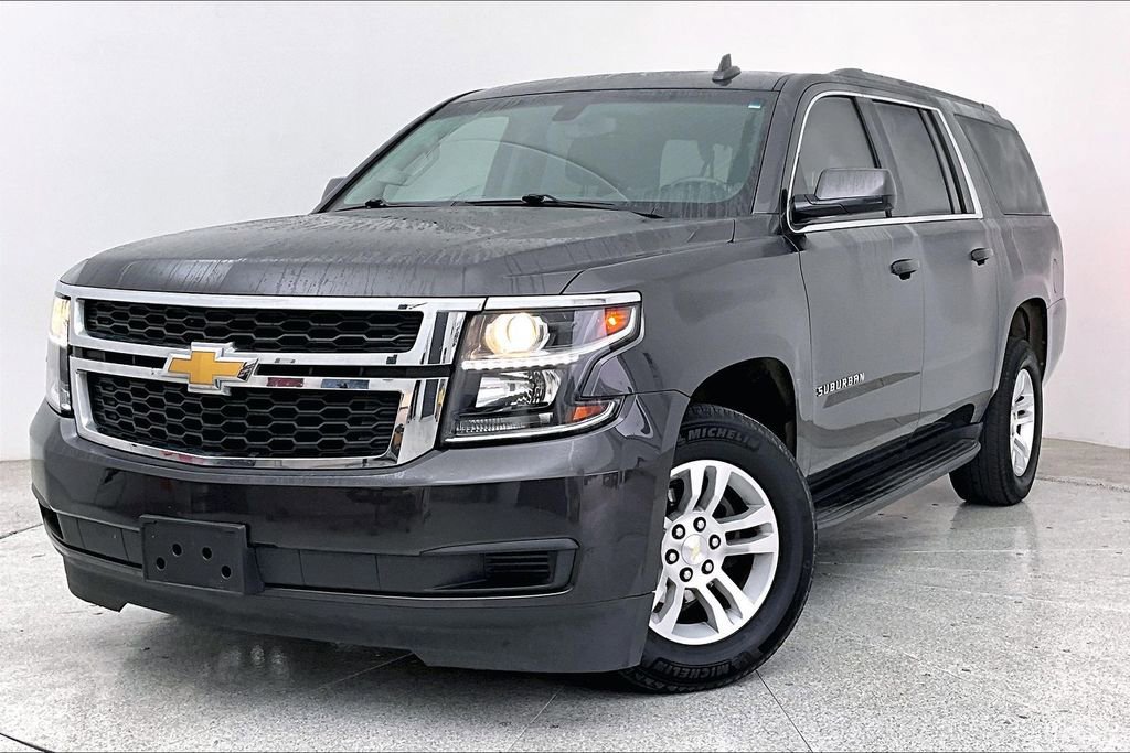 Used 2018 Chevrolet Suburban LS image 16