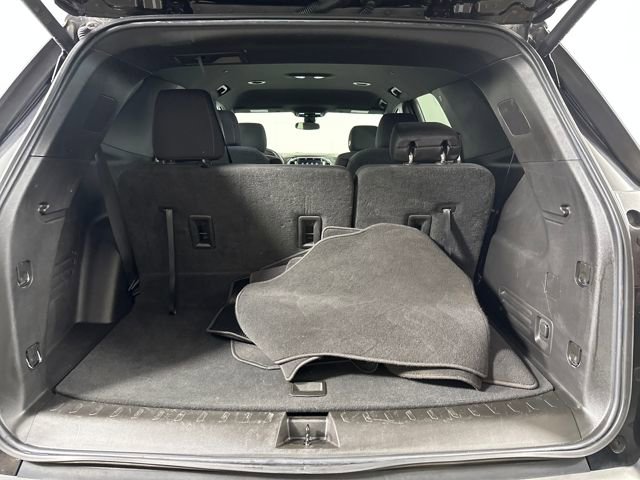 Used 2022 Chevrolet Traverse LT image 26