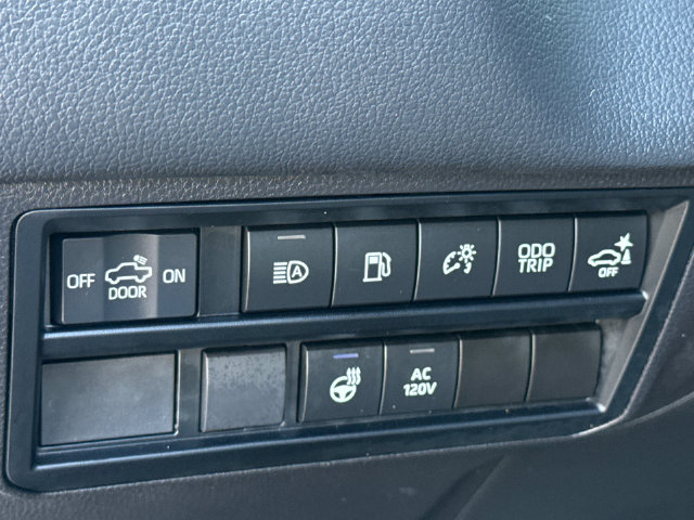 Used 2024 Toyota Tundra Limited AWD/4WD image 24