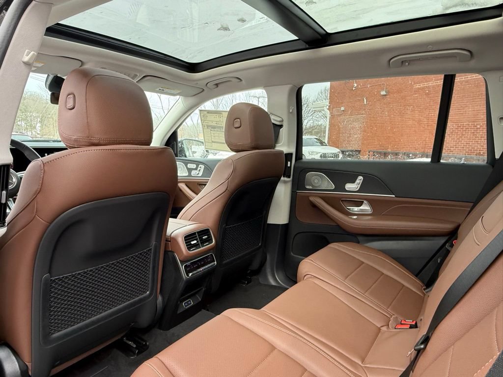 New 2025 Mercedes-Benz GLS 450 4MATIC image 19
