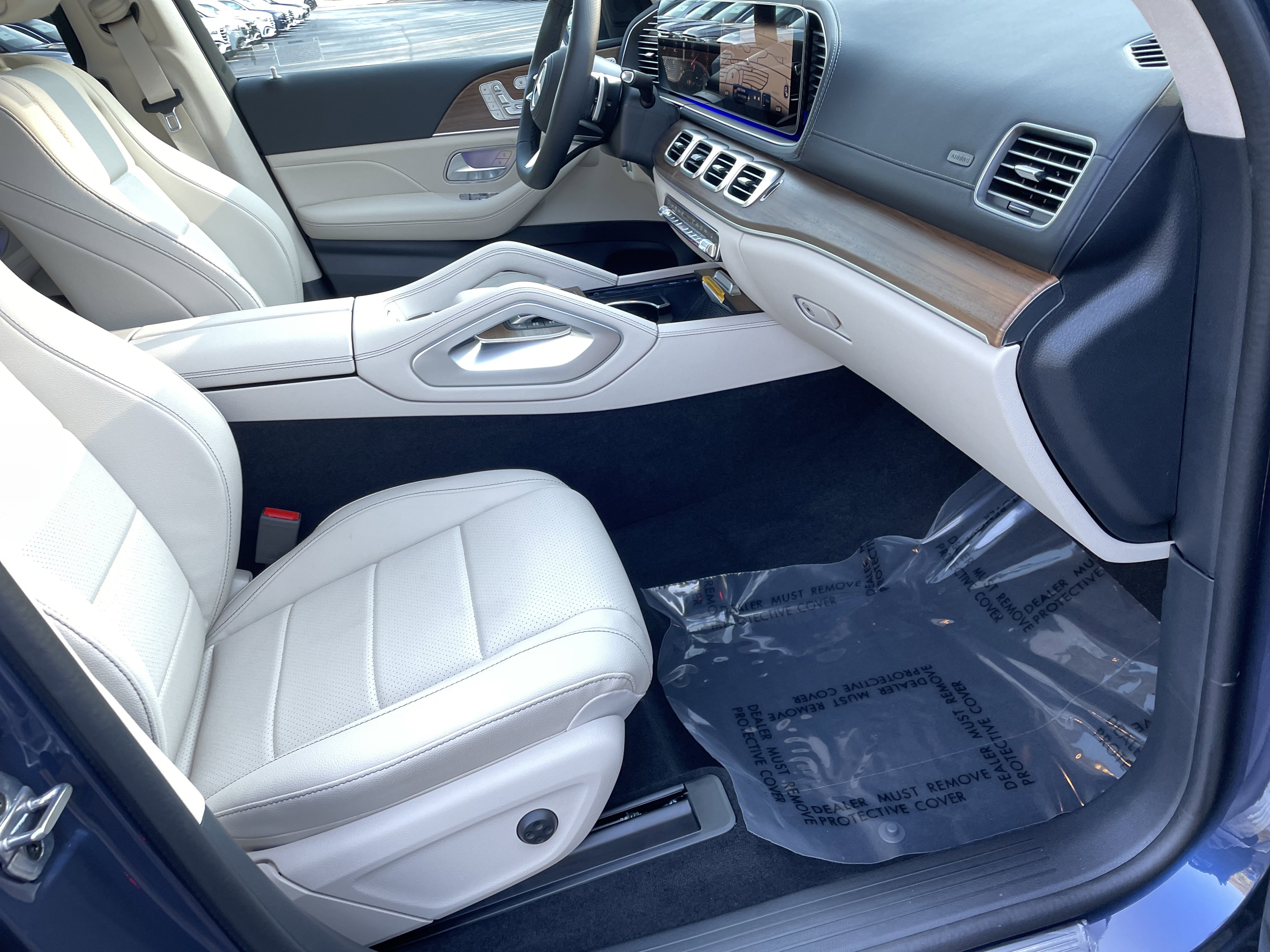 New 2026 Mercedes-Benz GLS 450 4MATIC image 47