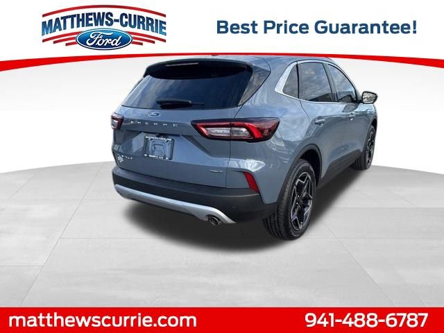 New 2026 Ford Escape Platinum w/ Premium Technology Package image 4