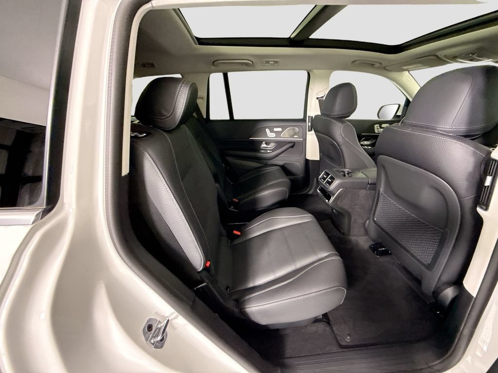 New 2026 Mercedes-Benz GLS 450 4MATIC image 24