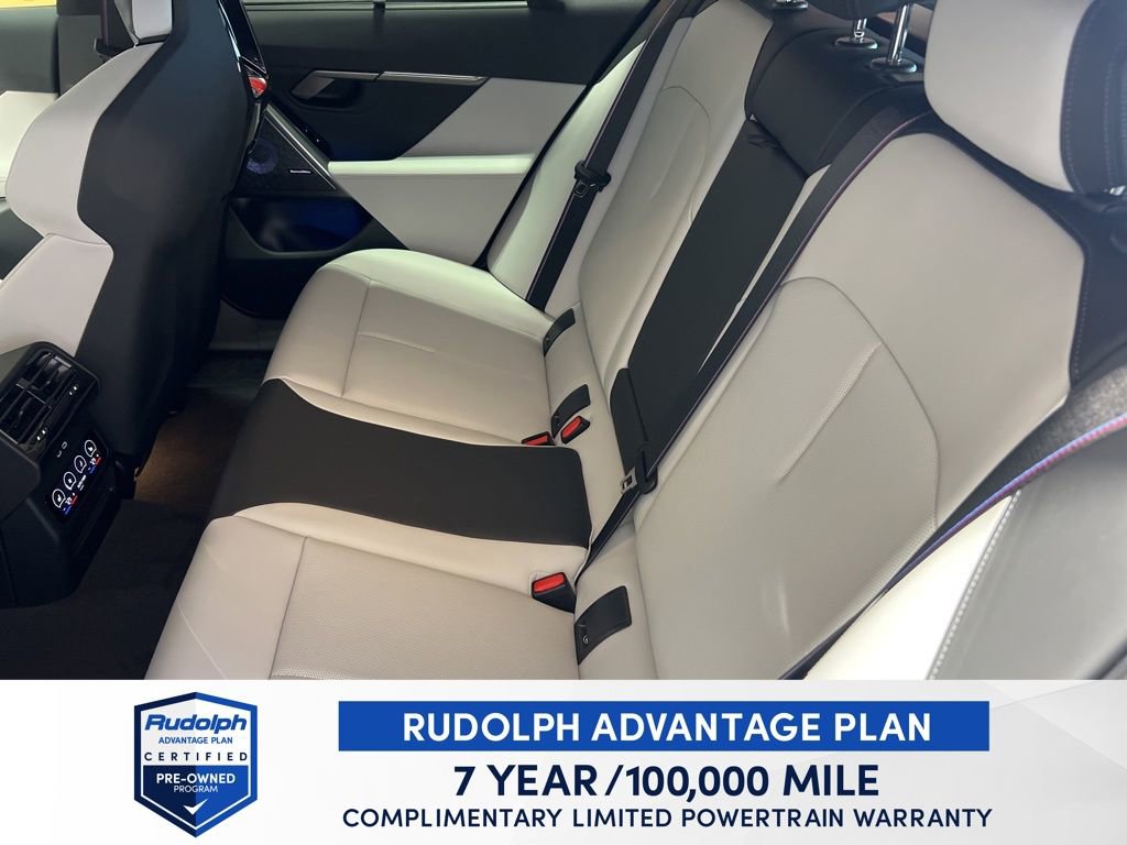 Used 2026 BMW M5 Touring image 39