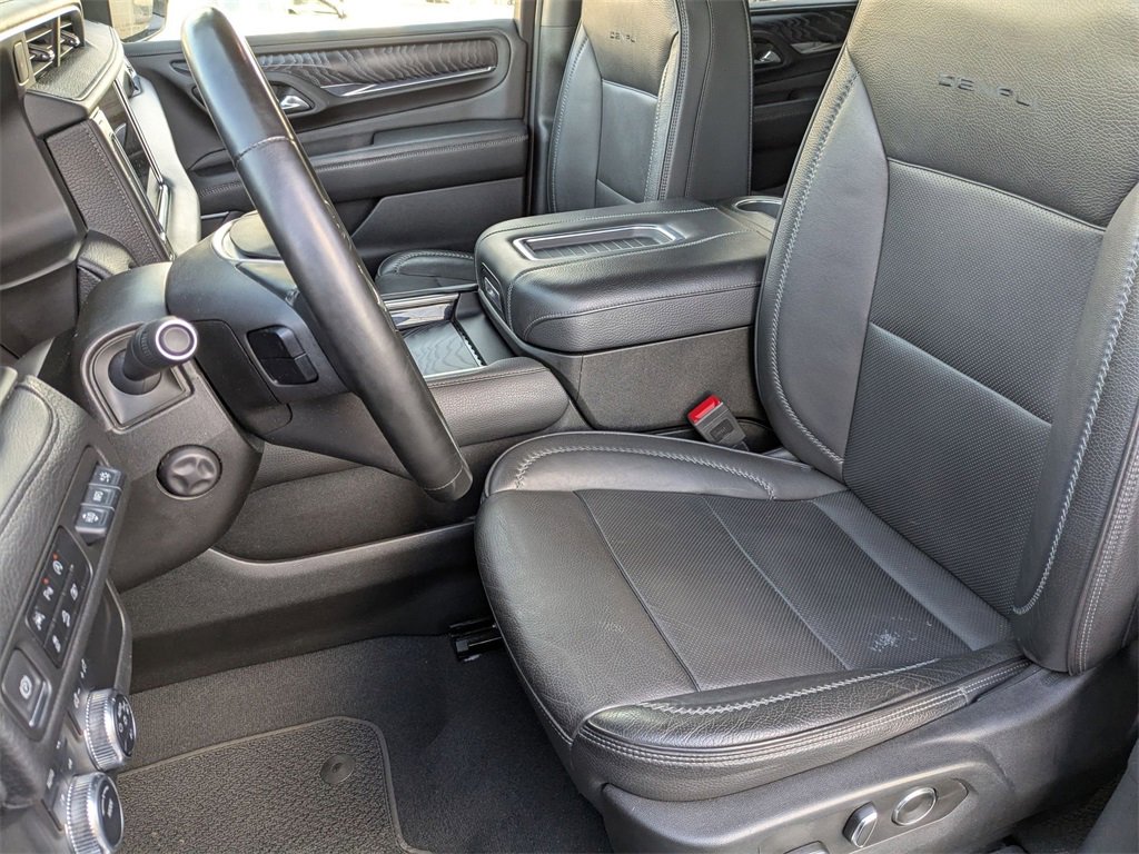 Used 2023 GMC Yukon Denali image 14