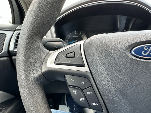 Used 2015 Ford Fusion S image 12