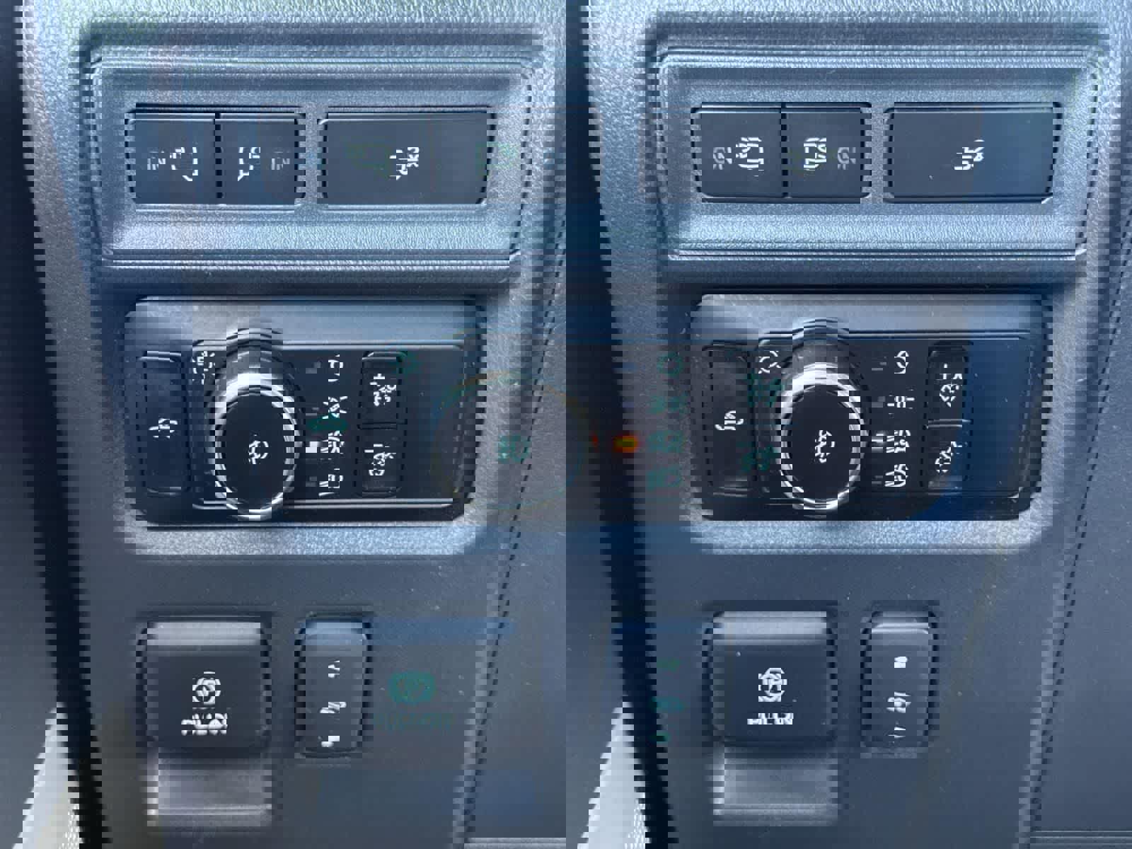 Used 2023 Ford F150 Platinum image 20