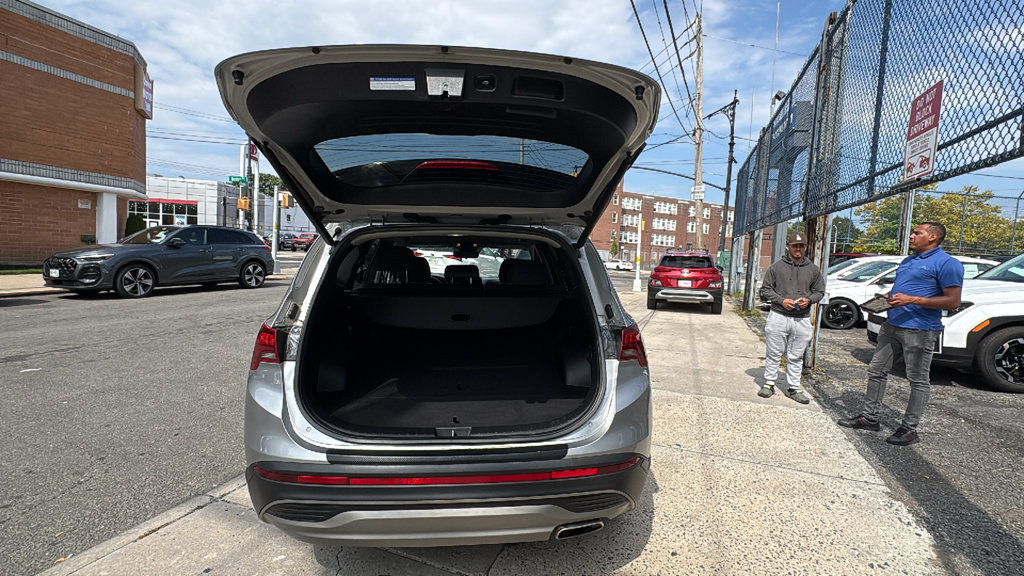 Used 2023 Hyundai Santa Fe SEL AWD/4WD image 30