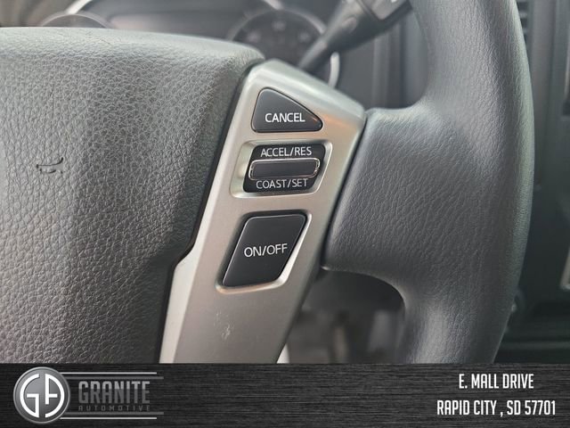 Used 2023 Nissan Titan S image 32