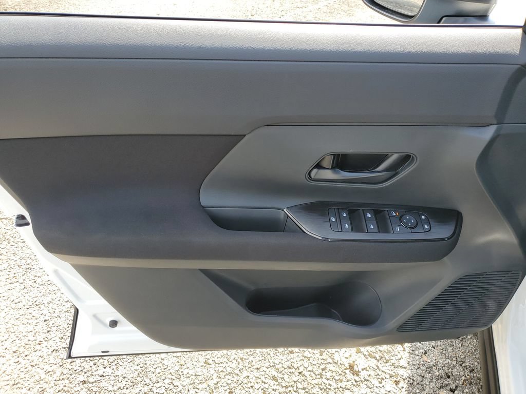 New 2026 Nissan Kicks S FWD image 15