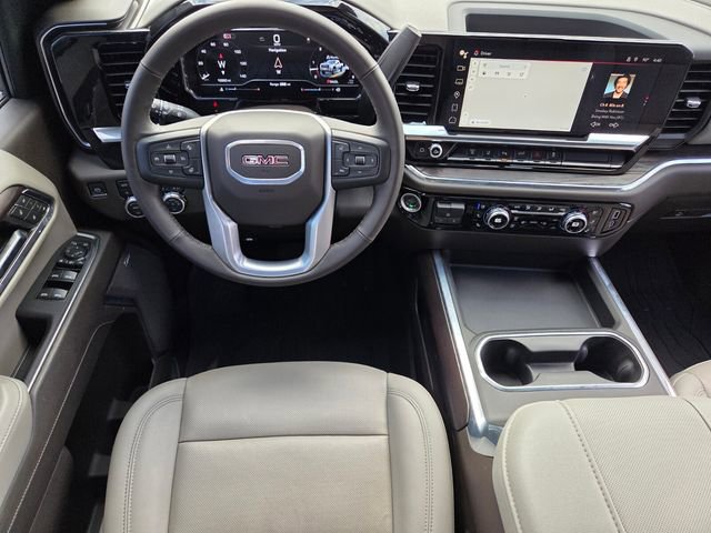 Used 2024 GMC Sierra 2500 SLT w/ SLT Premium Package AWD/4WD image 18