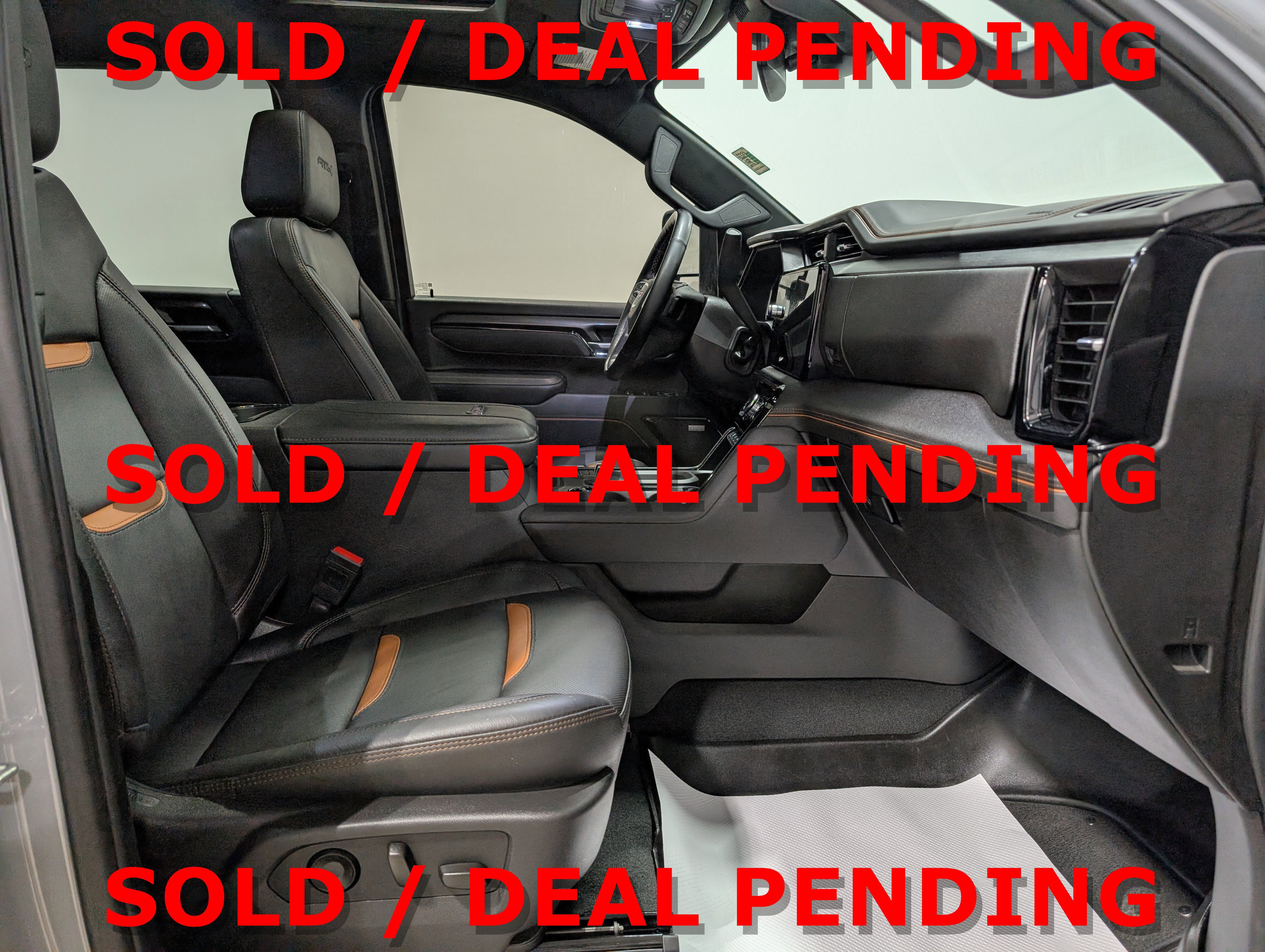 Used 2025 GMC Sierra 3500 AT4 image 21