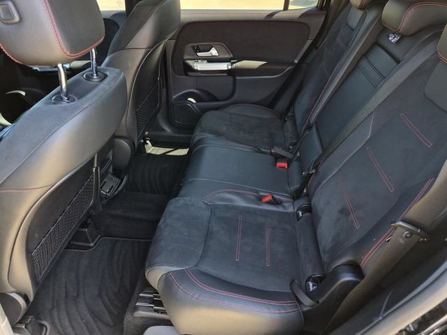 Certified 2022 Mercedes-Benz GLB 250 image 17