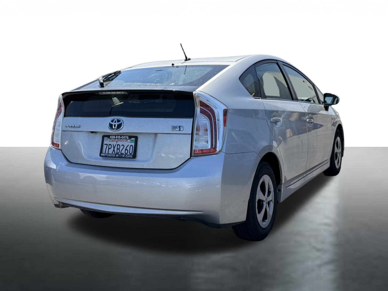 Used 2015 Toyota Prius Two image 7