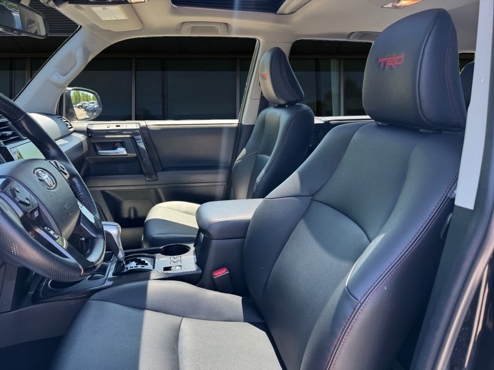 Used 2024 Toyota 4Runner TRD Off-Road Premium w/ Moonroof Package AWD/4WD image 2