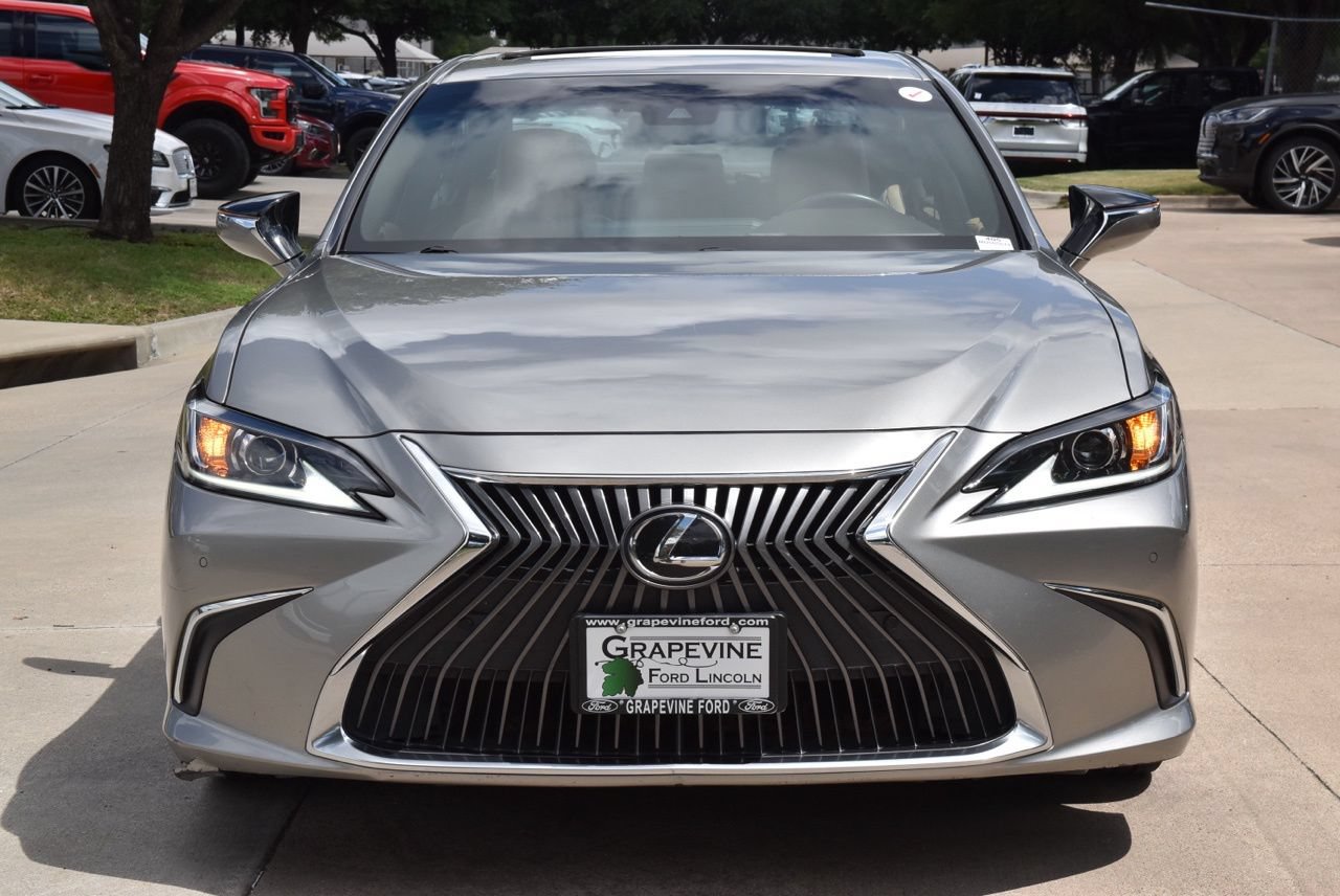 Used 2021 Lexus ES 250 w/ Premium Package AWD/4WD image 3