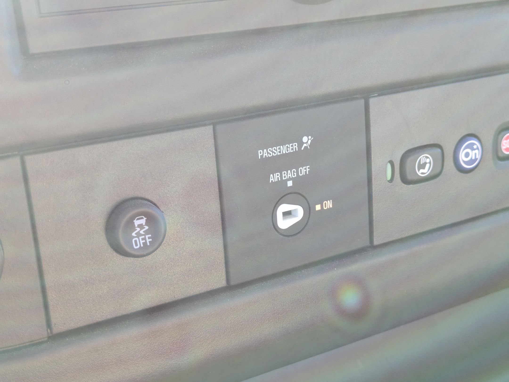 New 2025 Chevrolet Express 3500 w/ Power Convenience Package image 18